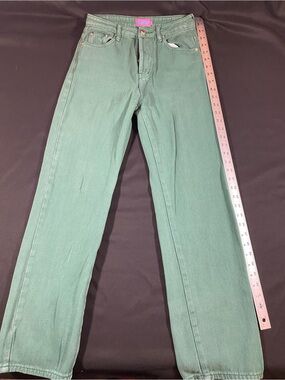 Edikted Straight Leg Jeans in Sage Green